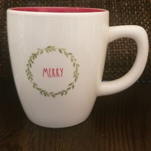 Rae Dunn Merry Wreath Ceramic Coffee / Tea Mug.